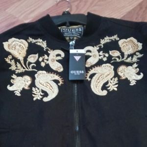 Guess jack. Zipper.
